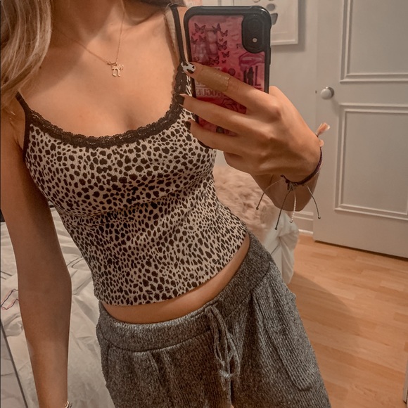 Brandy Melville Tops - Brandy Melville Cheetah Tank Top